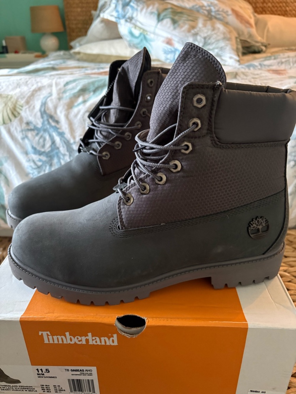 Timberland Men's Premium 6 in Lace Waterproof Boots in Dark Grey